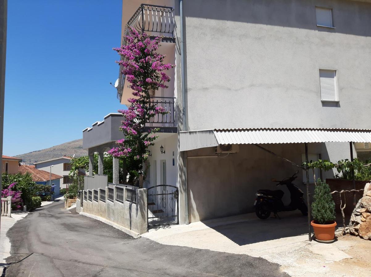 Apartment Luna Traù Esterno foto