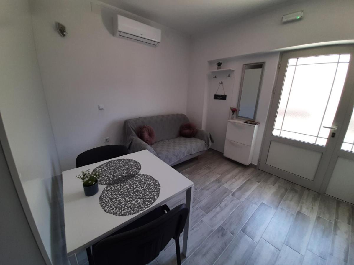 Apartment Luna Traù Esterno foto